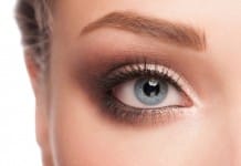 Trucos para hacer crecer tus cejas en tiempo récord