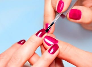 Descubre los secretos para mantener tus uñas perfectas unas-perfectas